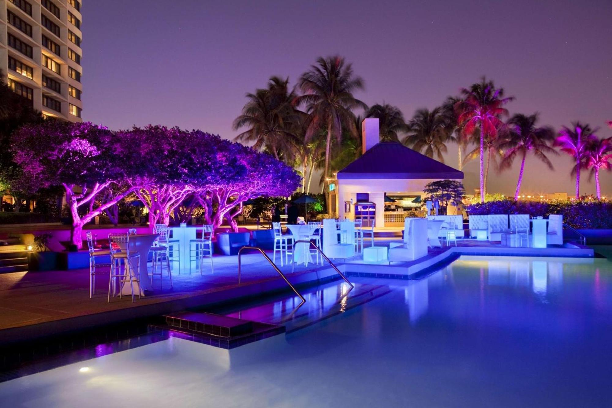 Hotel Hilton Miami Airport Blue Lagoon 4*